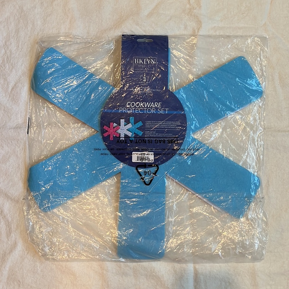 NWT Cookware Protection Set - Picture 6 of 9